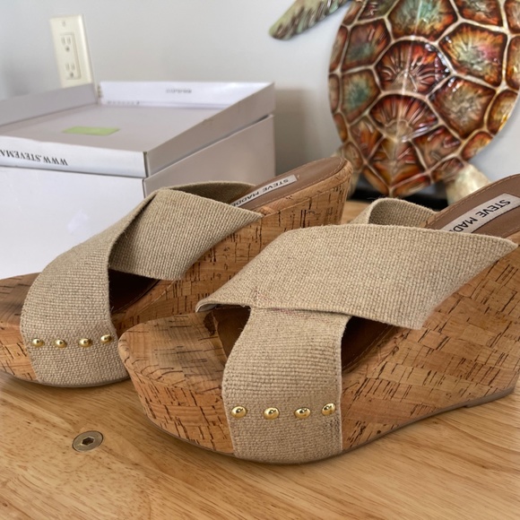 Steve Madden Wedges Size 8 - Picture 2 of 4